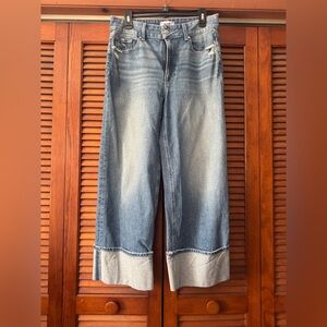 Wide-Leg Denim Jeans with Cuffed Hem